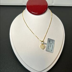 Gold Heart Pendant Necklace